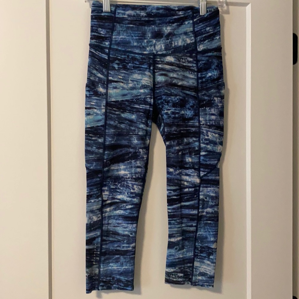 Lulu leggings size 6